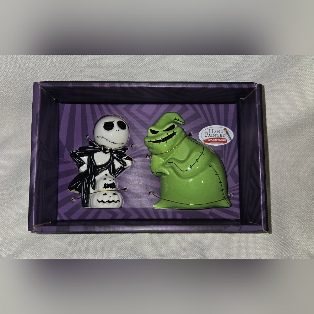 Disney Black and Green Salt and Pepper Shakers